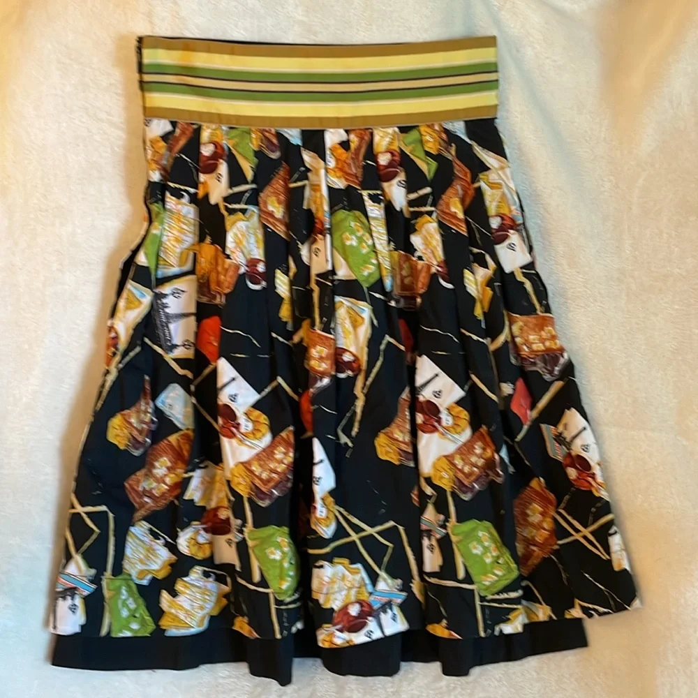 Diane Von Furstenberg Caranita Paris Themed Printed Pleated Skirt‎ size 2